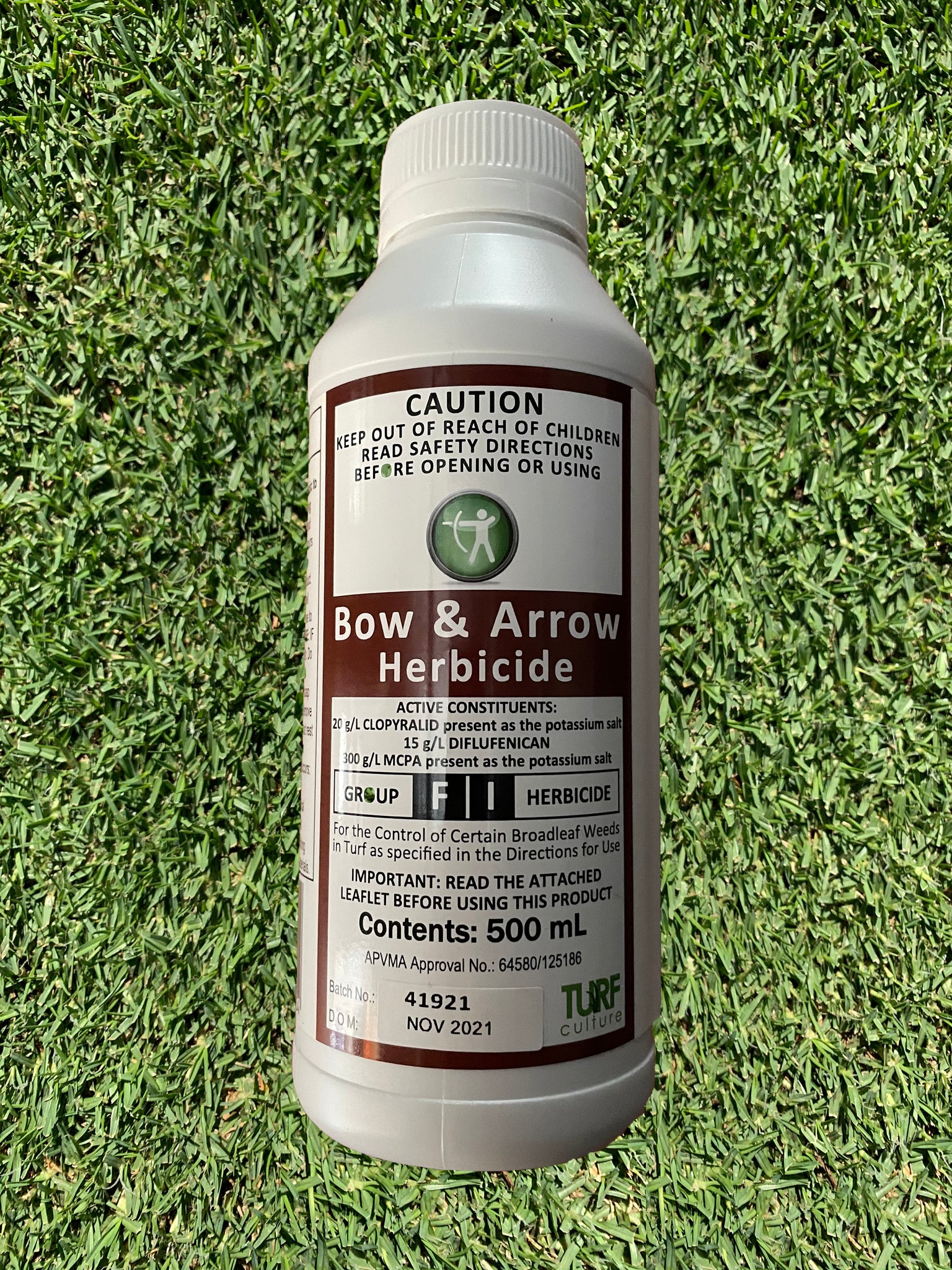 Turf Culture Bow & Arrow